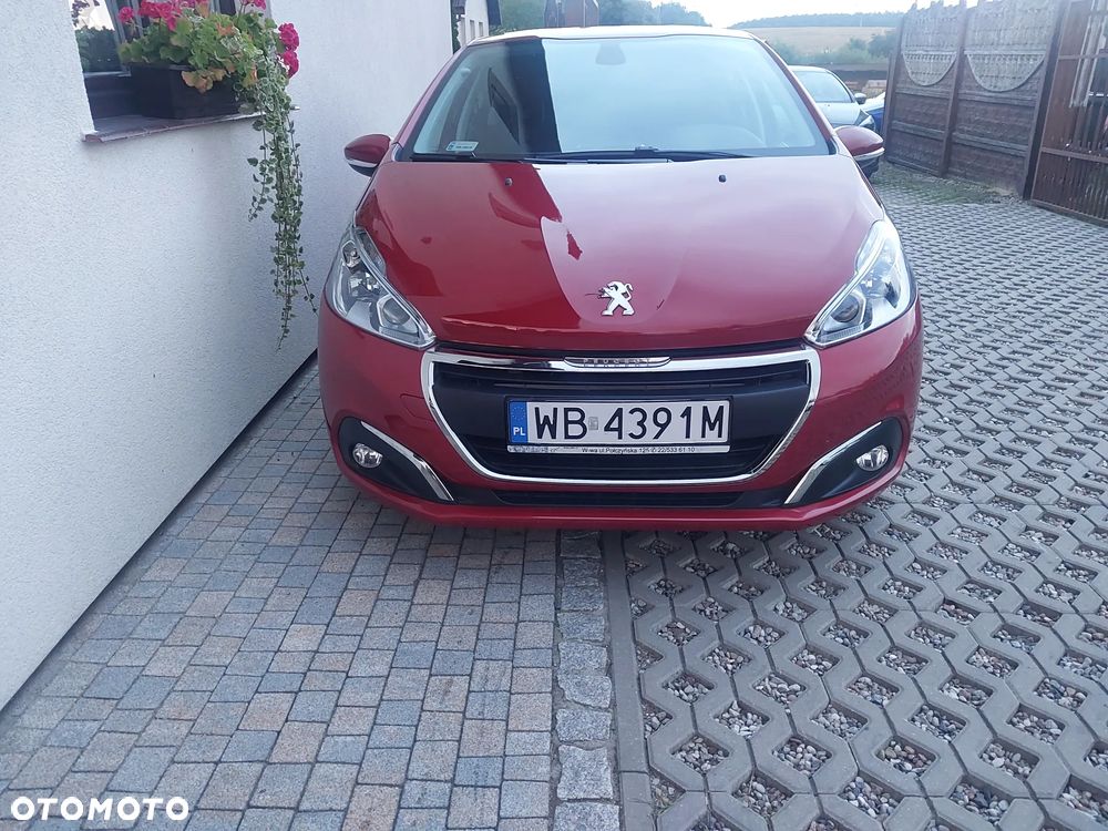 Peugeot 208 - 3
