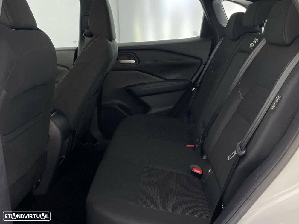 Nissan Qashqai 1.3 DIG-T Acenta Xtronic - 12