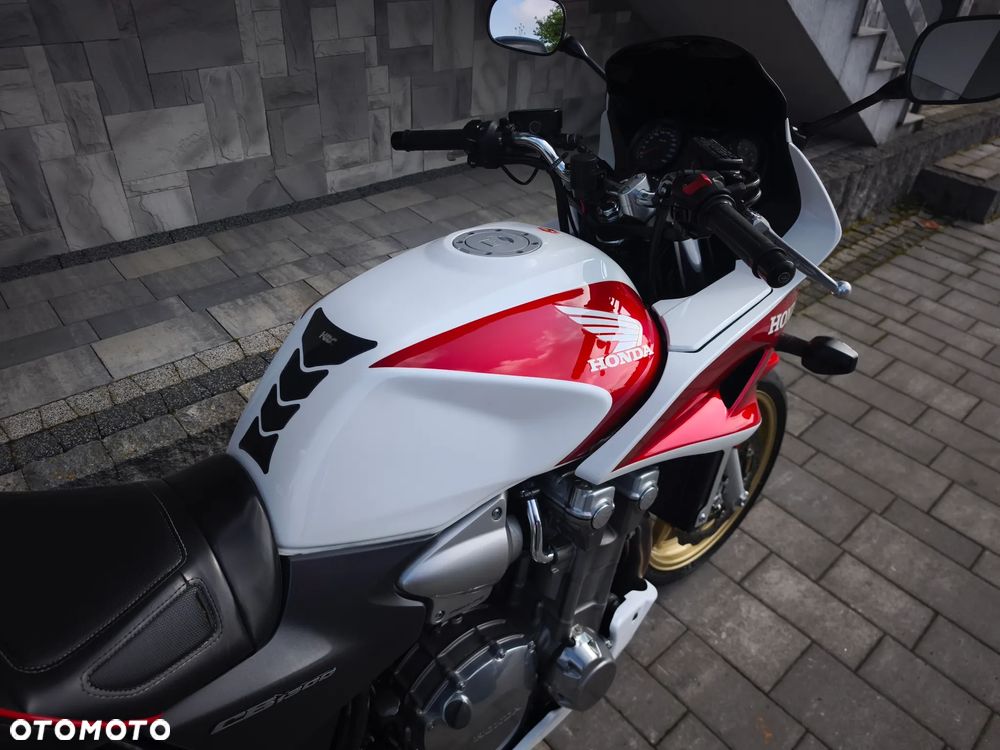 Honda CB - 16
