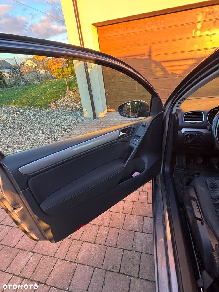 Volkswagen Golf 1.6 TDI BlueMot Comfortline - 9