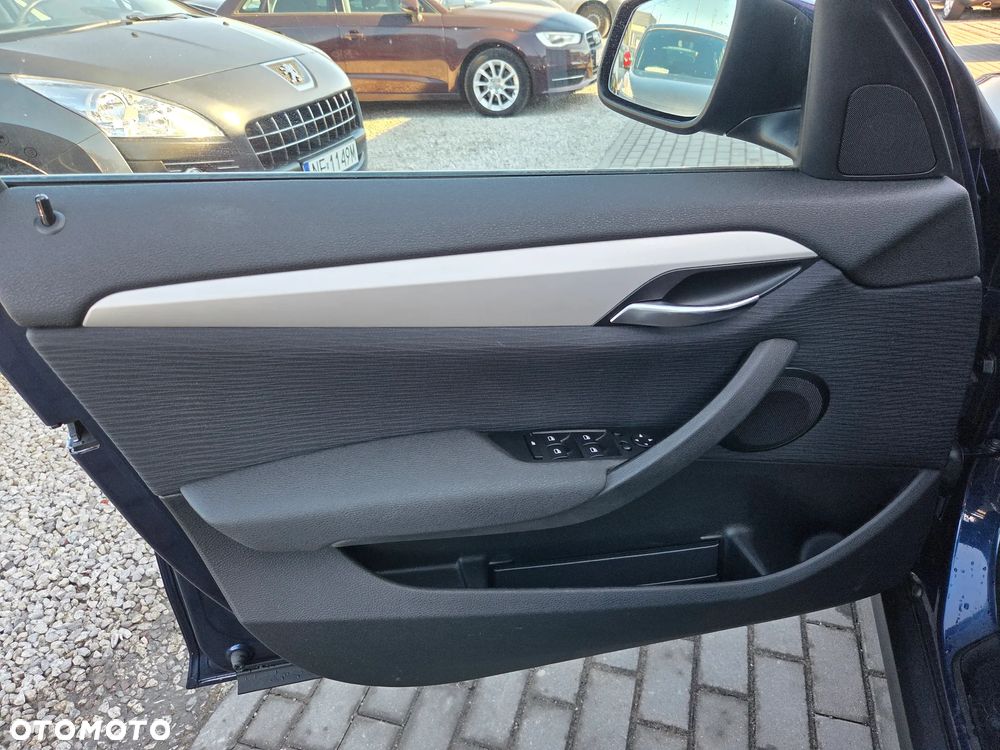 BMW X1 xDrive18d xLine - 30