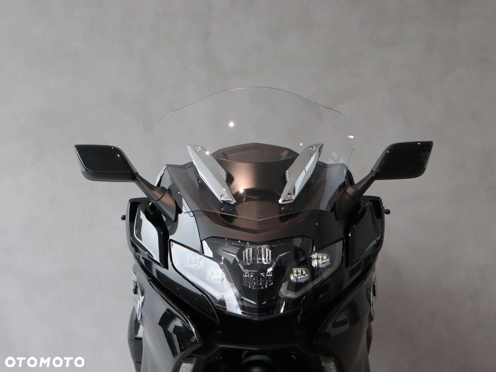 BMW K - 9