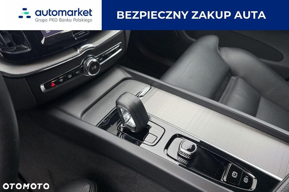 Volvo XC 60 B4 D AWD Plus Bright - 14
