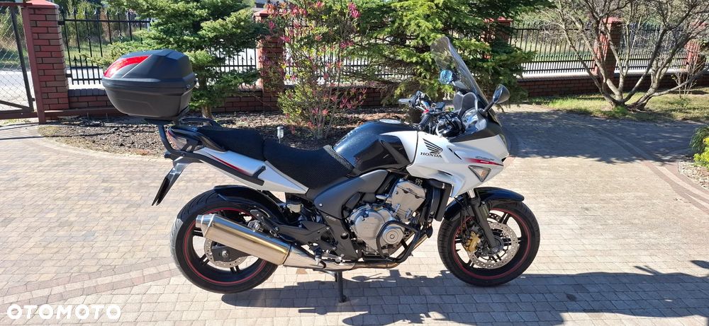 Honda CBF - 3