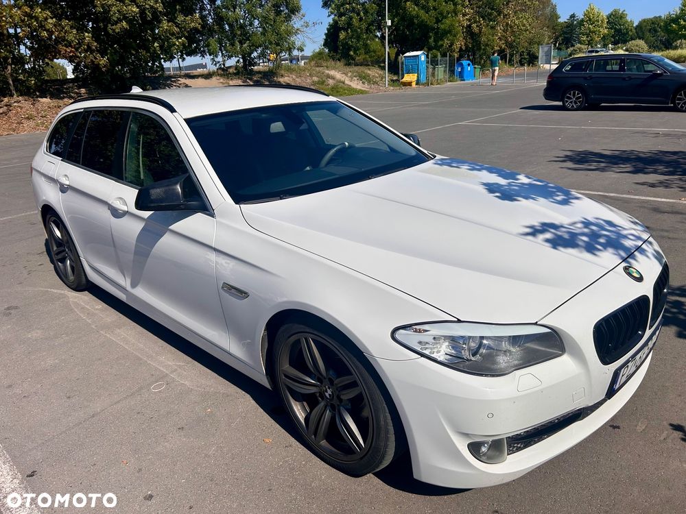 BMW Seria 5 520d - 14