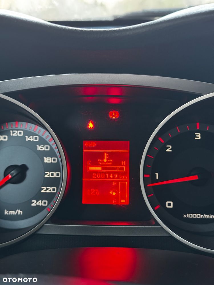 Mitsubishi Outlander 2.2 DID Intense + - 7