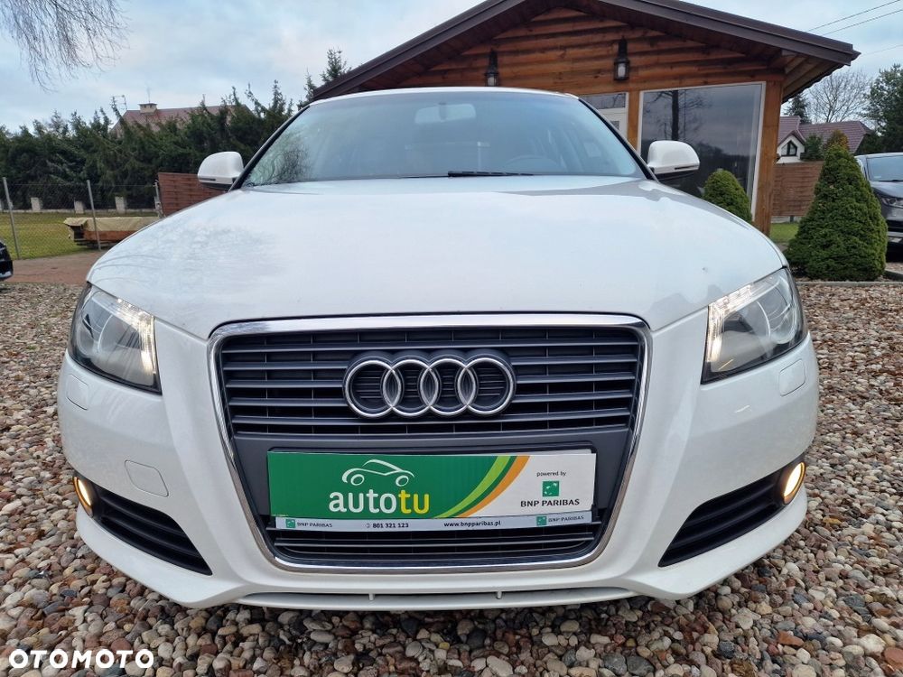 Audi A3 Sportback - 2