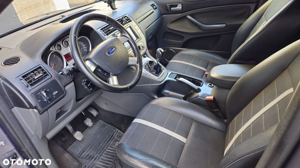 Ford Kuga 2.0 TDCi Titanium - 18