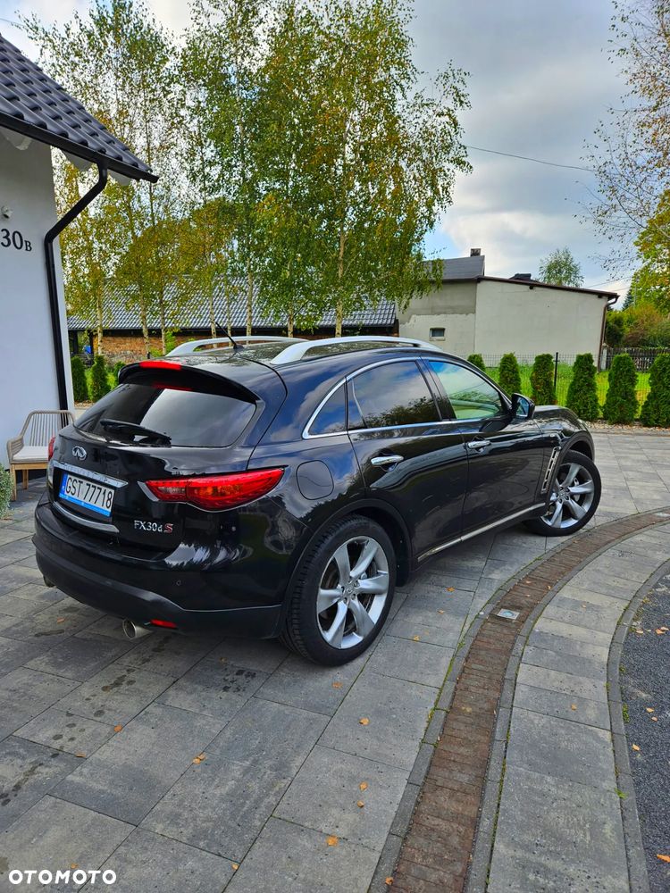 Infiniti FX FX30d S - 4