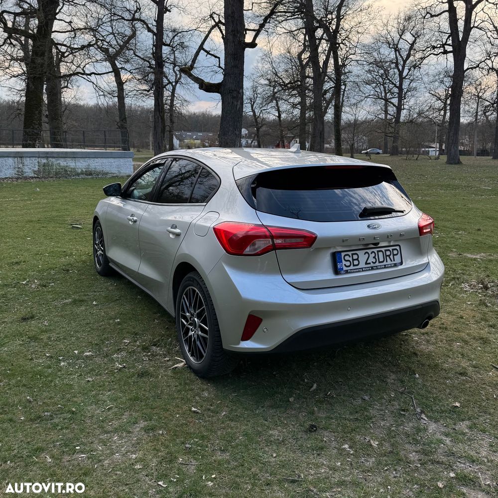 Ford Focus 1.0 EcoBoost Titanium - 6