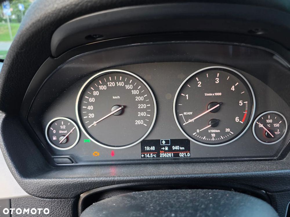 BMW Seria 3 316d - 9