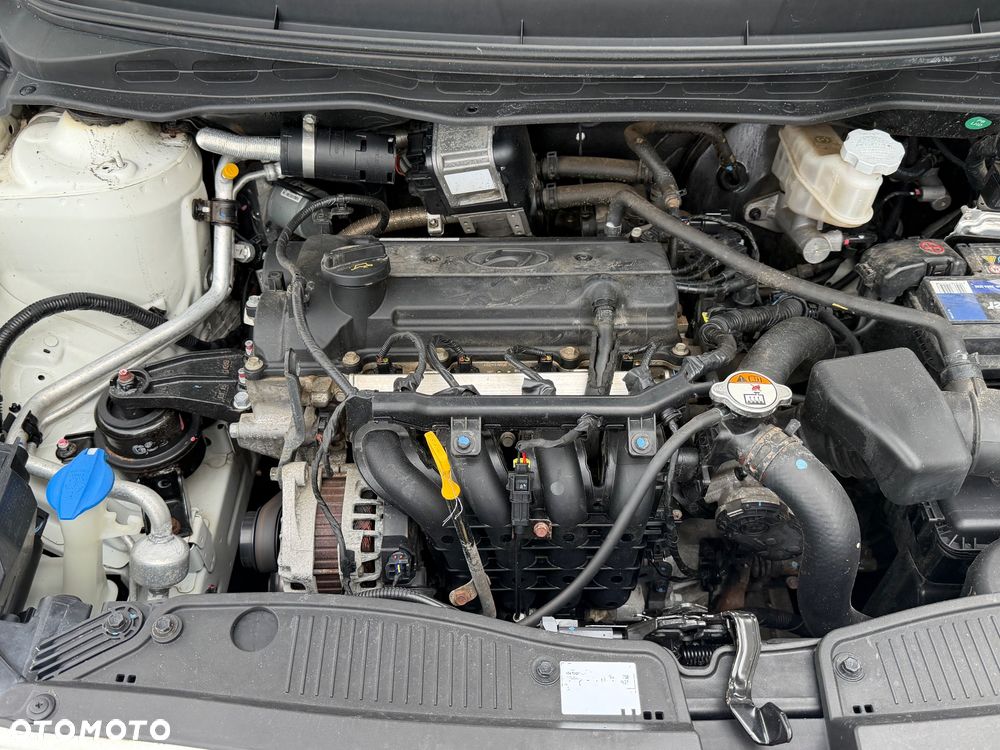 Hyundai i20 - 21