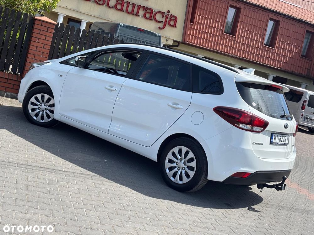 Kia Carens 1.7 CRDi M 7os EU6 - 13