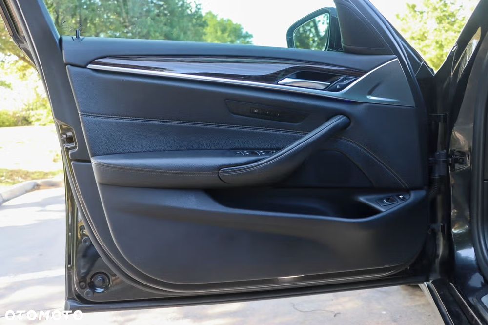 BMW Seria 5 - 11