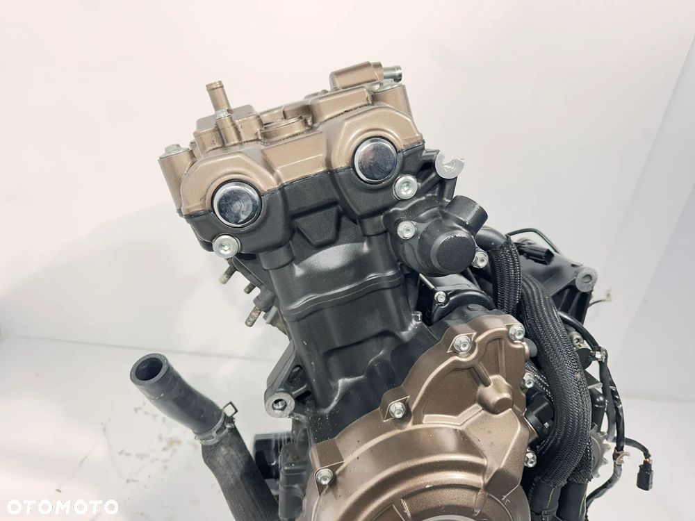 Silnik  Honda CB 500 FA   19-23R  PC62  15.796km - 6