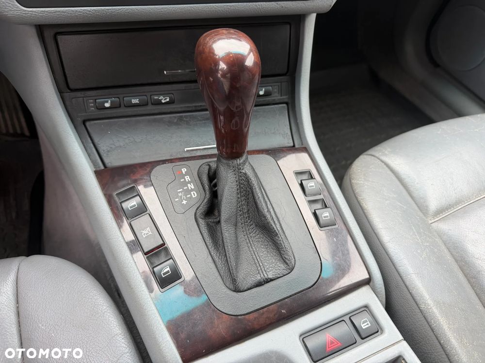 BMW Seria 3 - 16