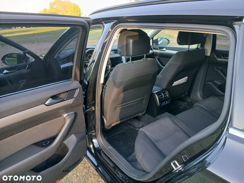 Volkswagen Passat 1.8 TSI BMT Comfortline DSG - 10