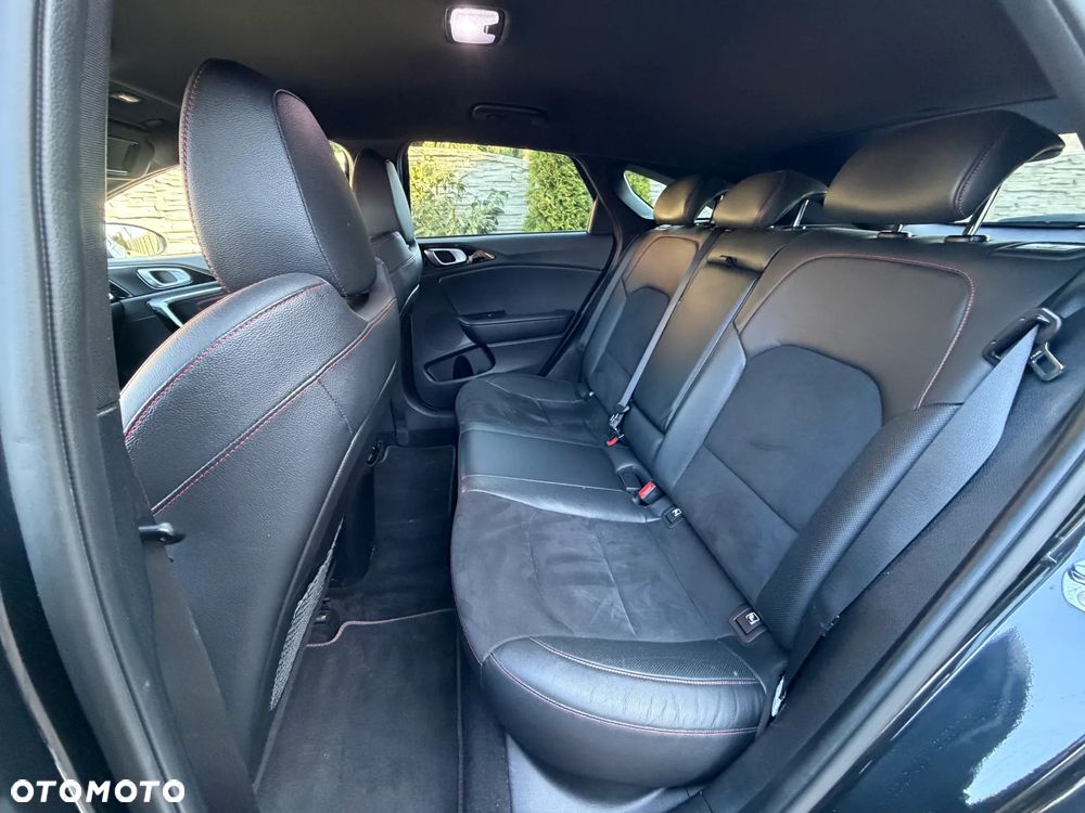 Kia ProCeed 1.6 T-GDI DCT7 OPF GT - 19