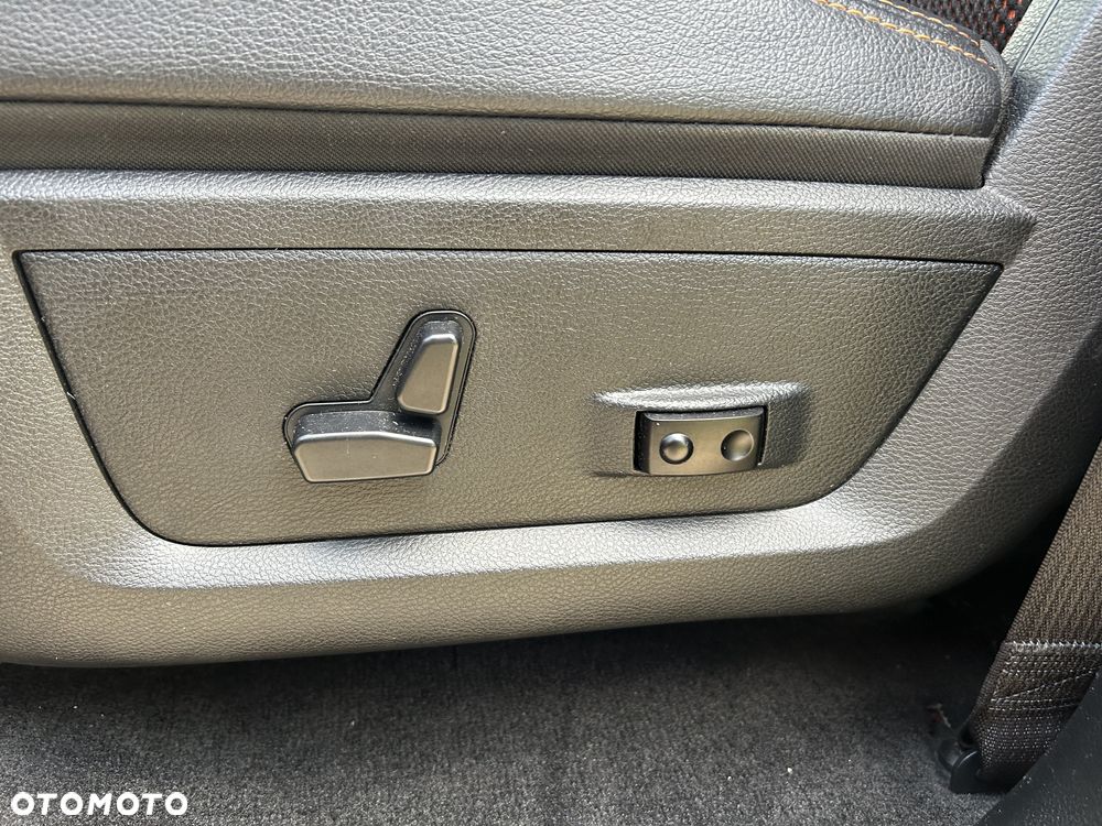 Dodge RAM - 21