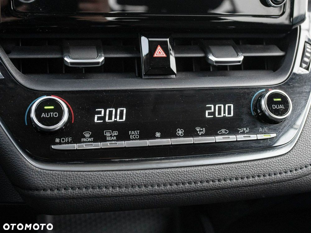 Toyota Corolla 1.5 Comfort - 18