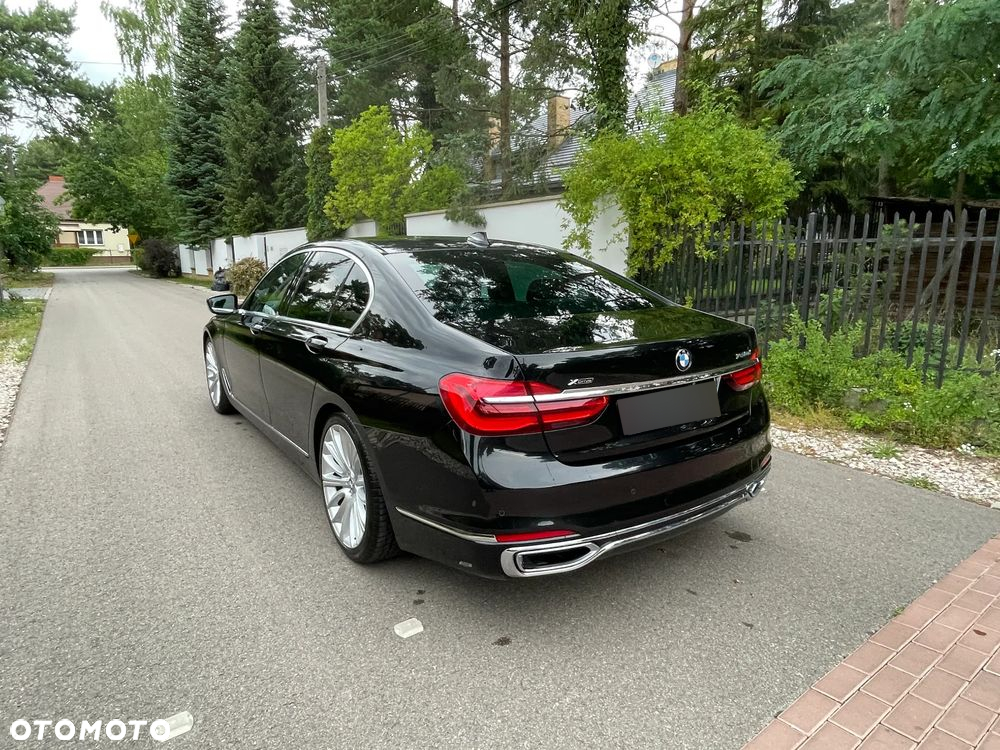 BMW Seria 7 740d xDrive - 19