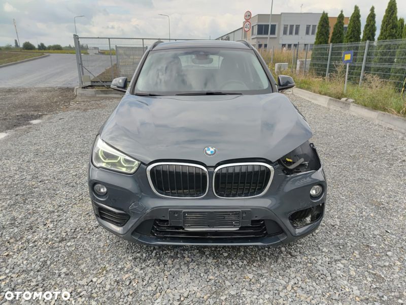 BMW X1 sDrive18i - 21