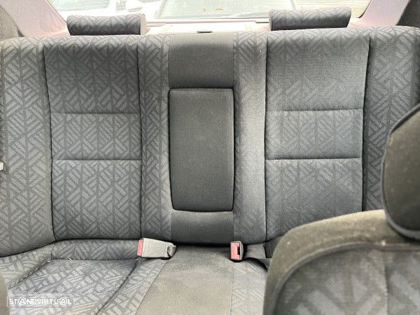 Para Peças Mercedes-Benz C-Class (W202) - 10