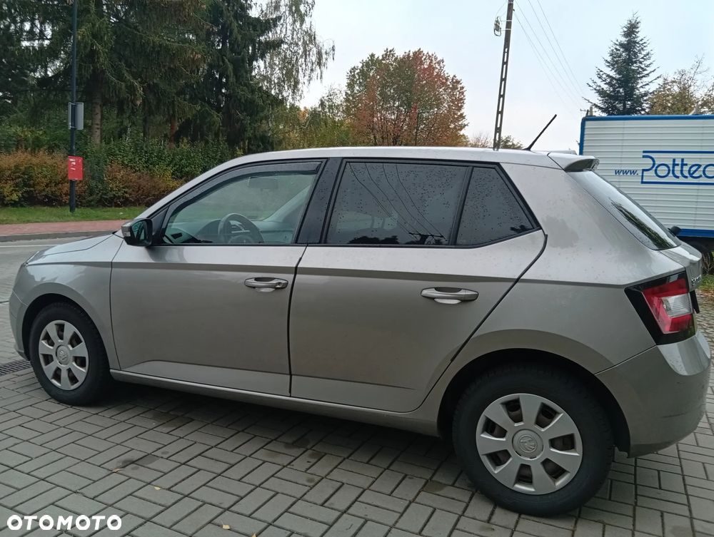 Skoda Fabia - 8