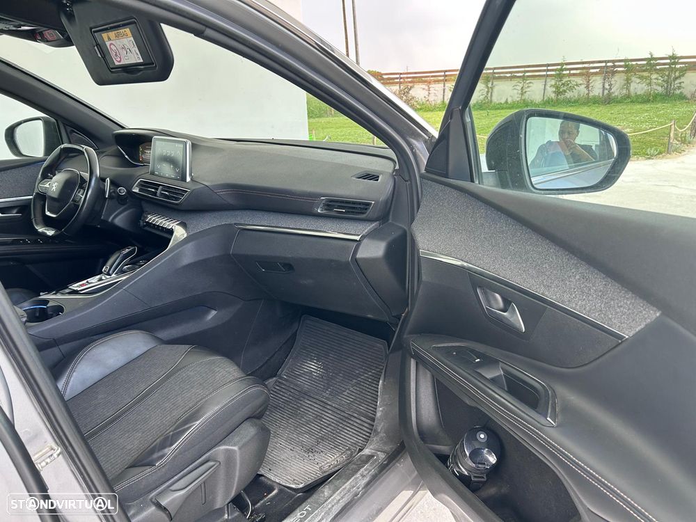 Peugeot 5008 1.6 BlueHDi GT Line EAT6 - 14