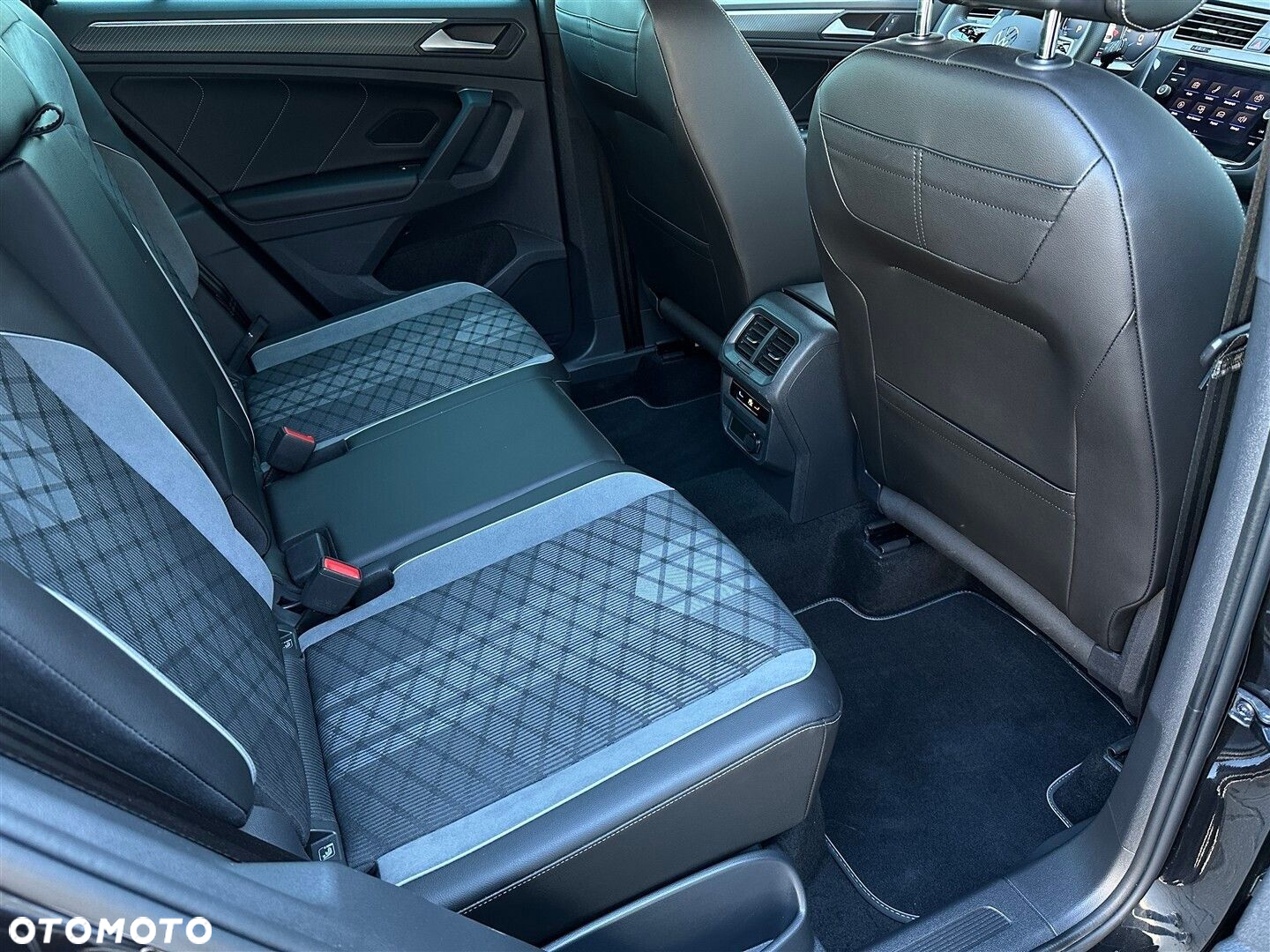 Volkswagen Tiguan 1.5 TSI EVO R-Line DSG - 7