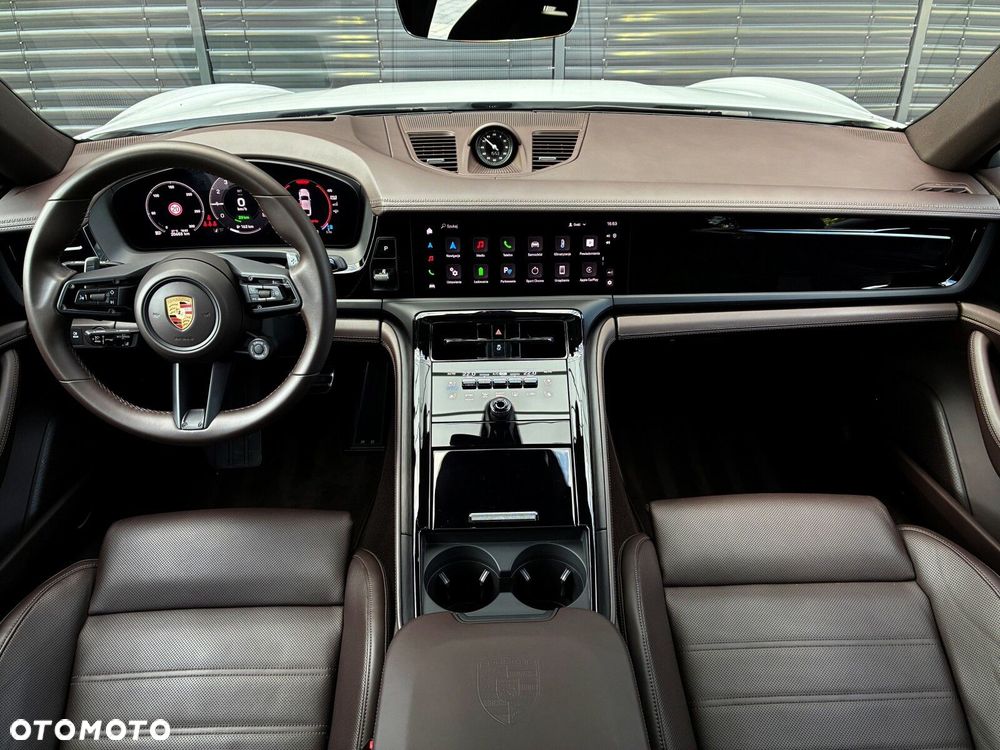 Porsche Panamera - 26