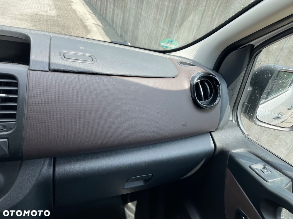 Renault Trafic Long Talento Vivaro Custom Transit T6 Expert Jumpy Primastar - 11