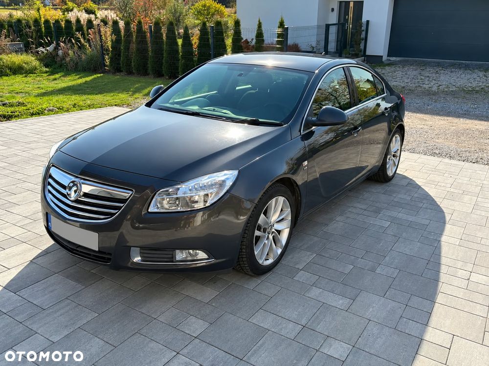 Opel Insignia - 1