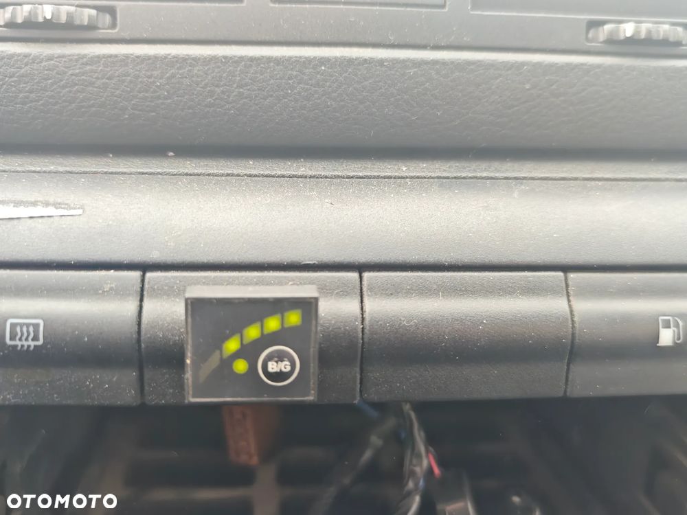 Skoda Octavia 1.6 GLX - 4