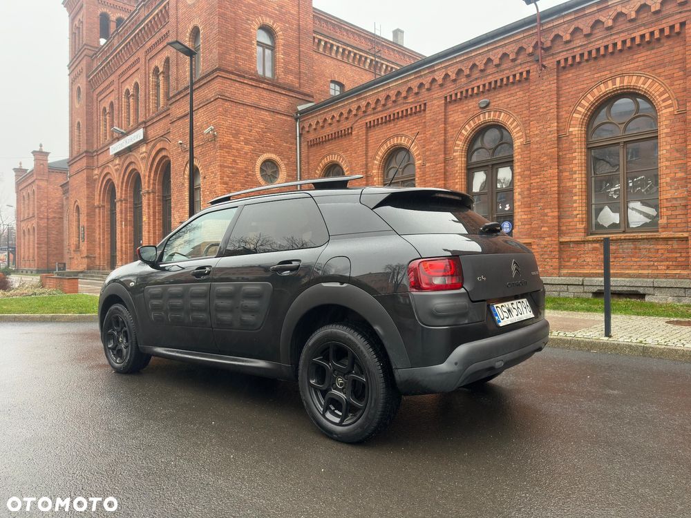 Citroën C4 Cactus 1.2 PureTech Shine S&S - 6