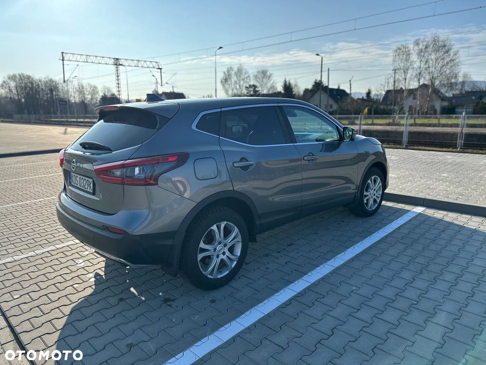 Nissan Qashqai 1.2 DIG-T N-Connecta Xtronic - 9