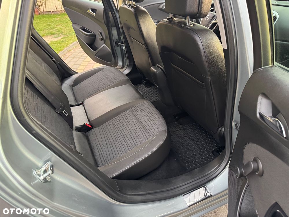 Opel Astra 1.6 Enjoy EU6 - 16