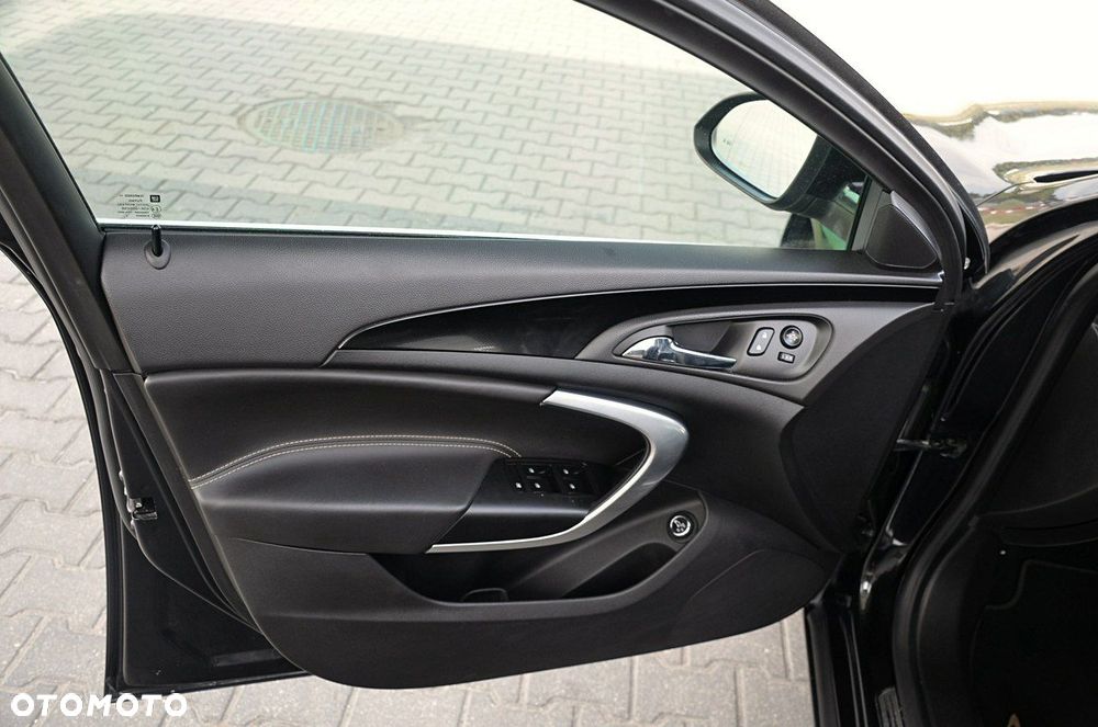 Opel Insignia - 14