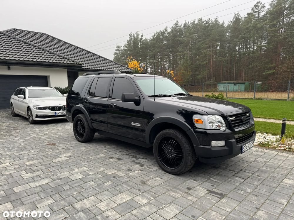 Ford Explorer 4.0 4WD - 26