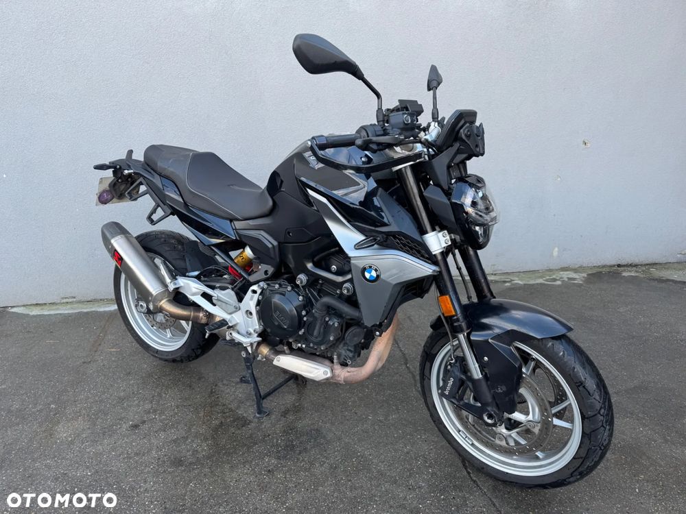 BMW F