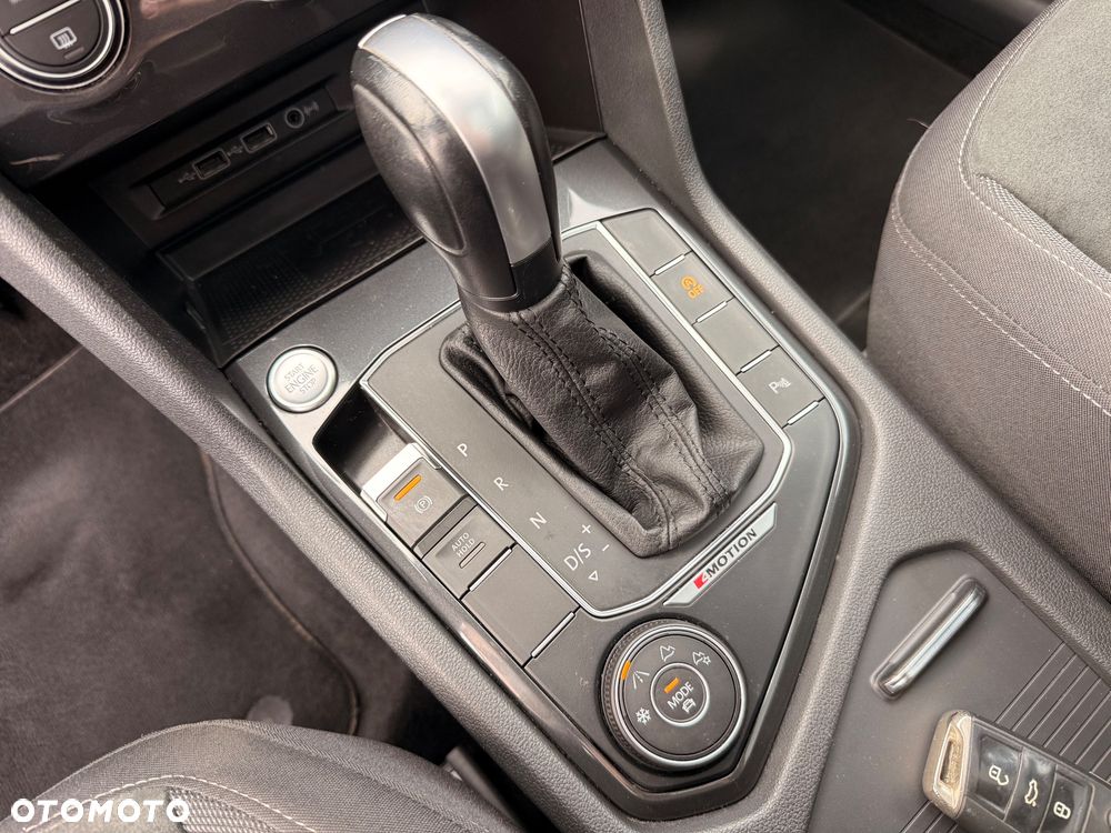 Volkswagen Tiguan 2,0 TSI OPF 4Motion DSG R-Line - 23