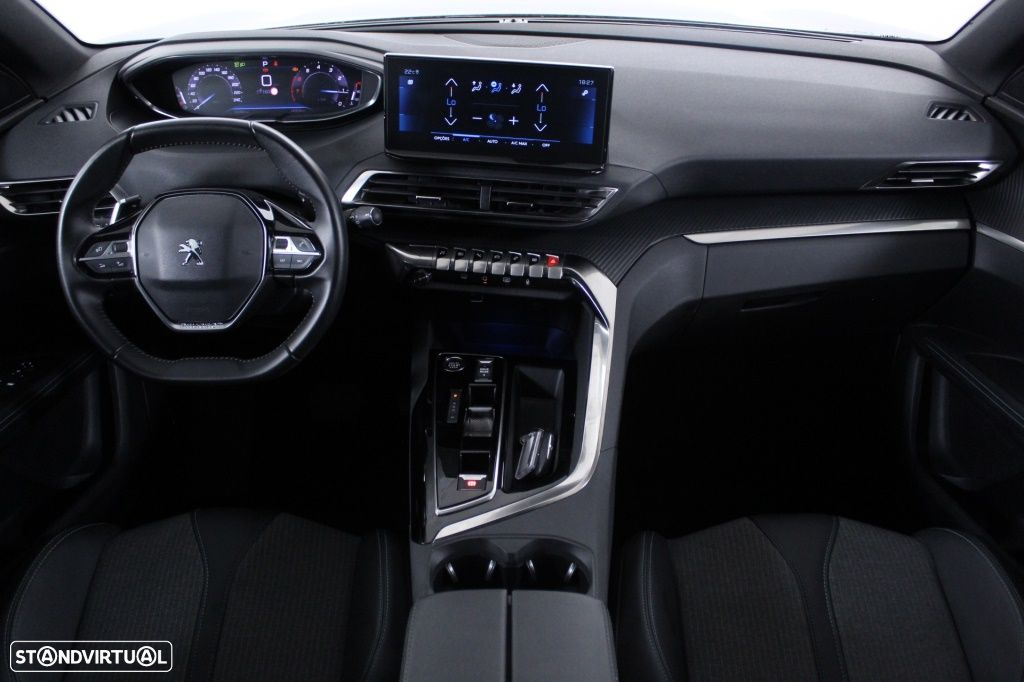 Peugeot 5008 1.2 PureTech Allure Pack EAT8 - 18