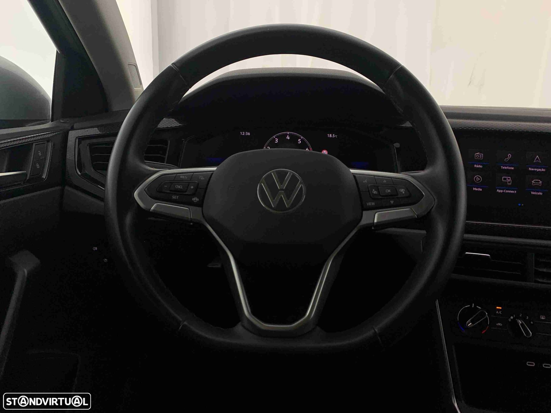 VW Taigo 1.0 TSI Urban - 12