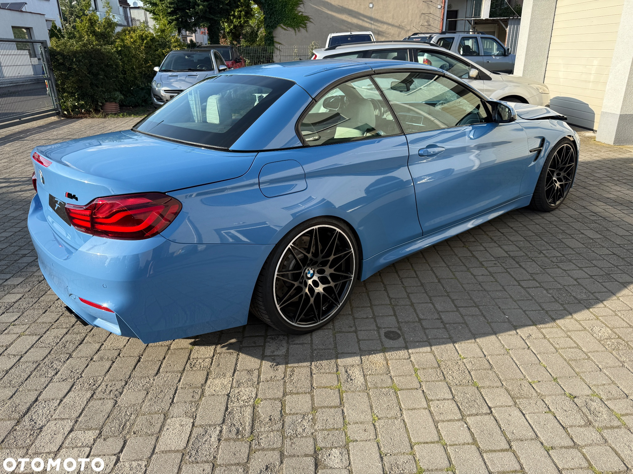 BMW M4 Cabrio DKG Competition - 13