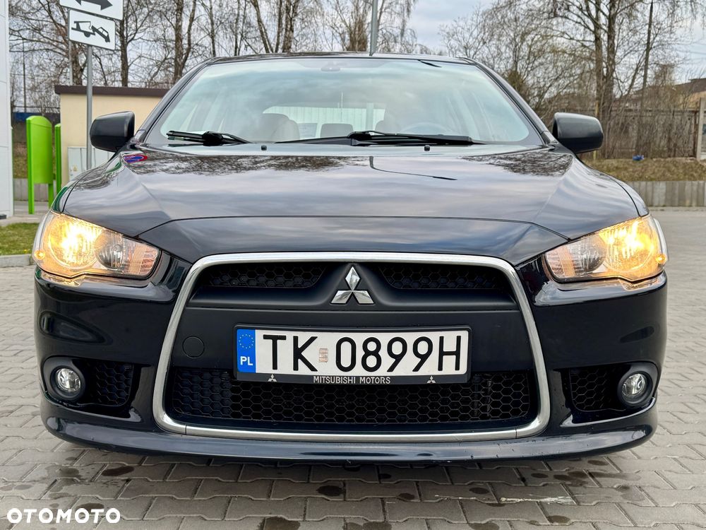 Mitsubishi Lancer 1.8 Invite CVT - 2
