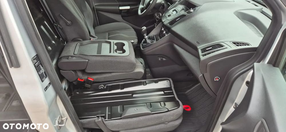 Ford Transit Connect - 10