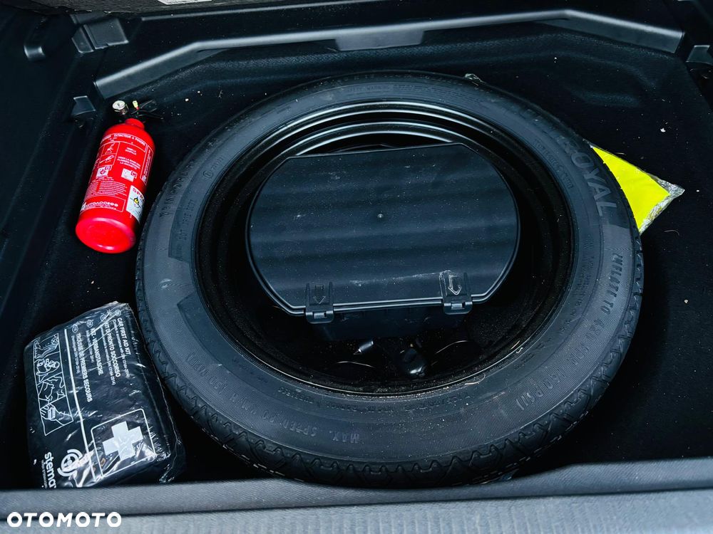 Peugeot 3008 BlueHDi 130 Stop & Start Active Business-Paket - 27