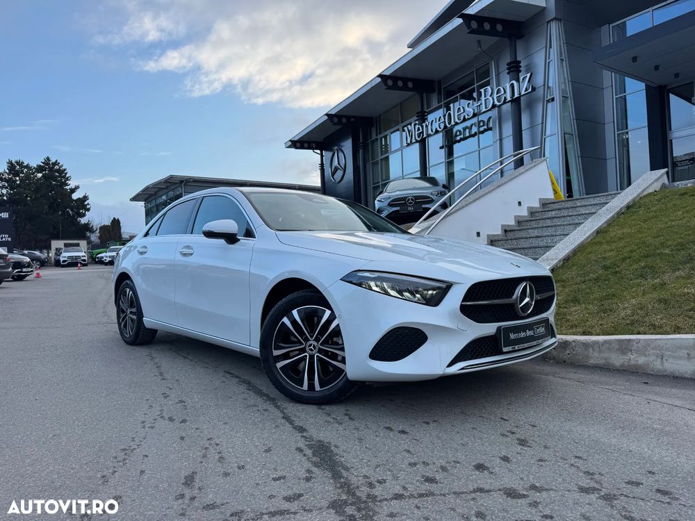 Mercedes-Benz A 250 e Sedan 8G-DCT Lim. Progressive Advanced - 3