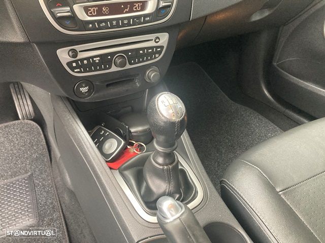 Renault Fluence 1.5 dCi Exclusive - 22