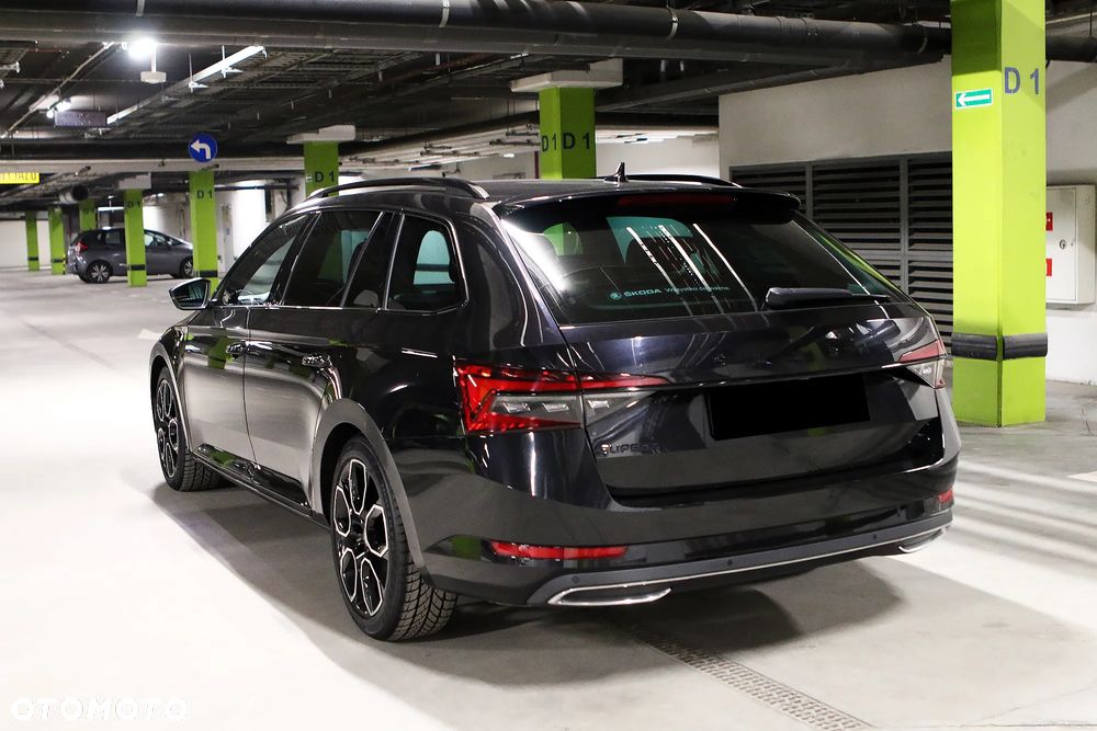 Skoda Superb 2.0 TDI SCR Sportline DSG - 7